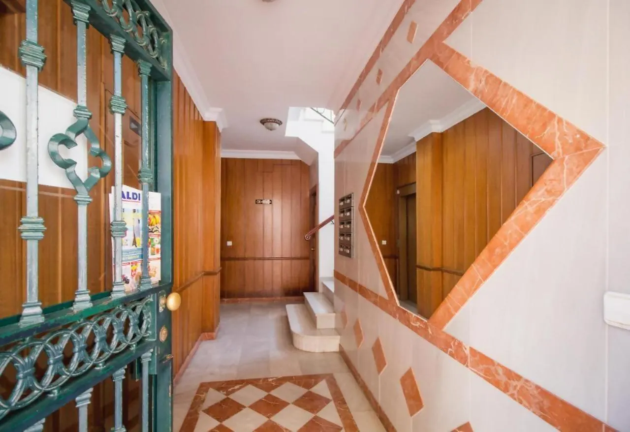 Fabuloso apartamento a 50m de playa centrico Torre Del Mar